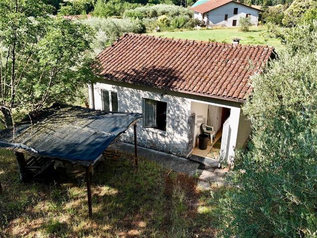 Rustico in vendita a Villa Santo Stefano, Lazio