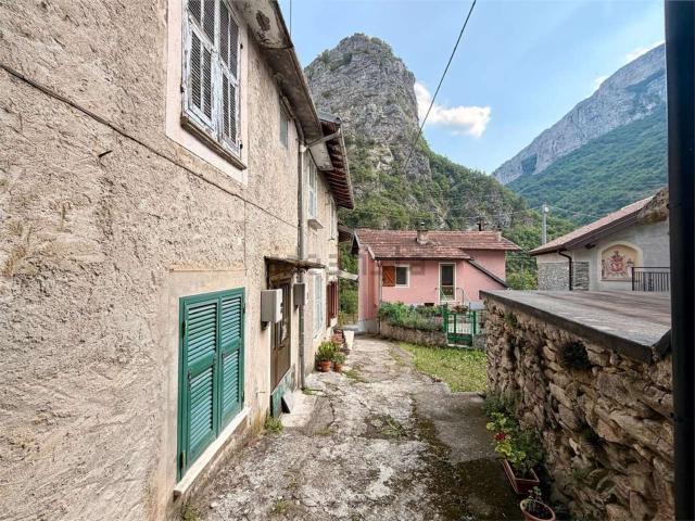 Rustico in vendita a Piemonte, Cuneo