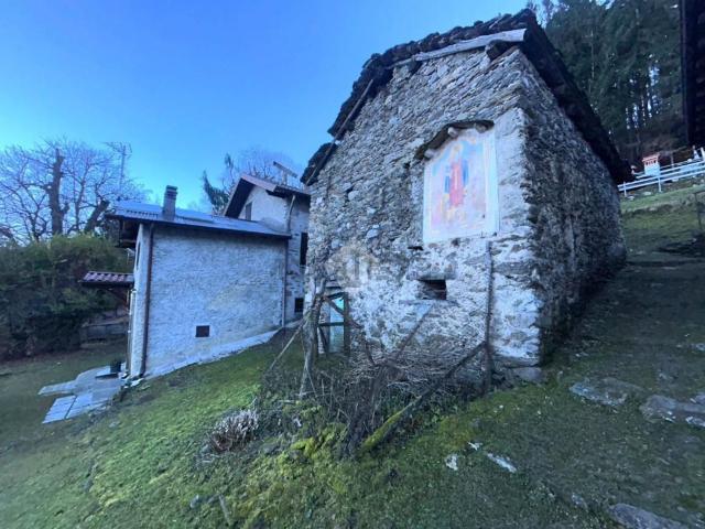 Rustico in vendita a Laghetto, Colico