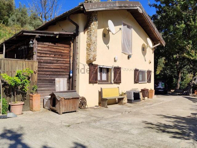 Rustico in vendita a San Giacomo, Varazze