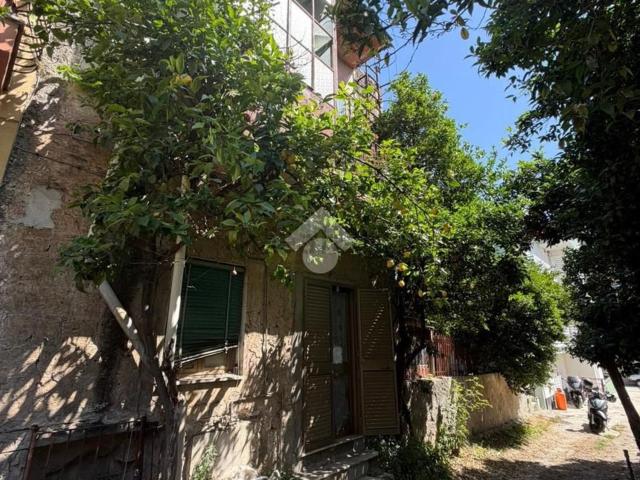 Rustico in vendita a Casalnuovo Di Napoli, Campania