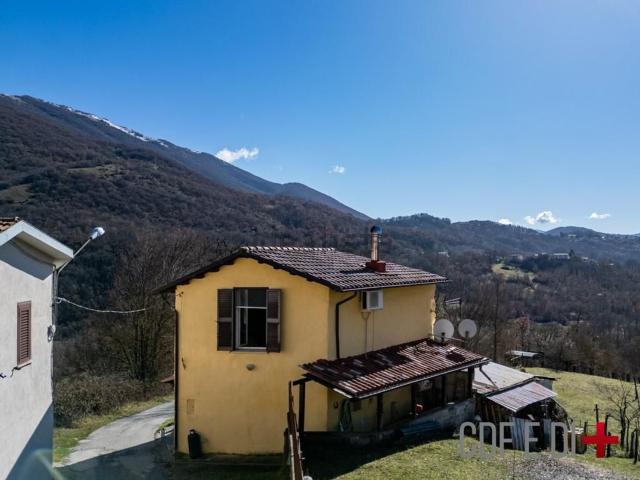 Rustico in vendita a Santa Lucia di Fiamignano, Fiamignano