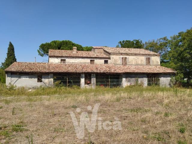 Rustico in vendita a Unione dei comuni Valle del Savio, Cesenà