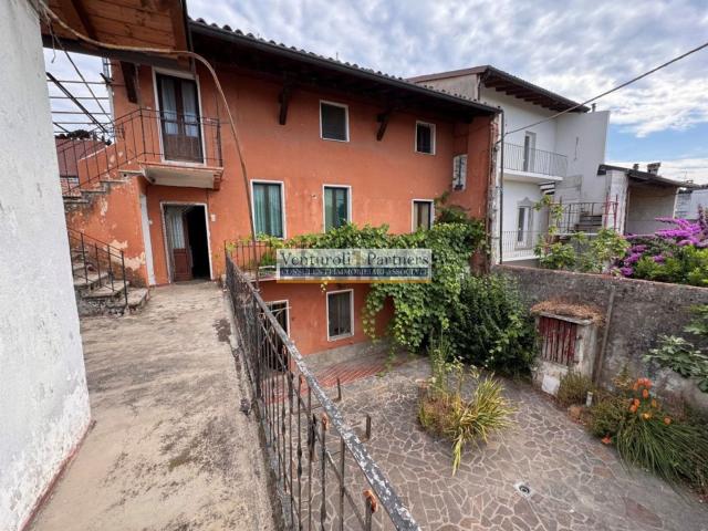 Rustico in vendita a Gardoncino, Manerba Del Garda
