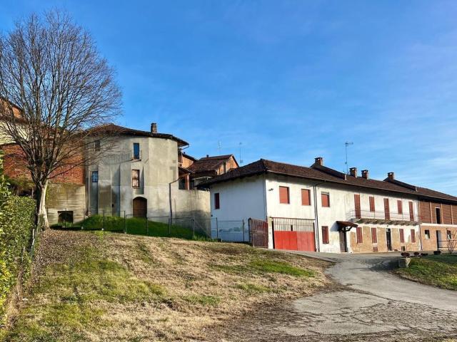 Rustico in vendita a Piemonte, Asti