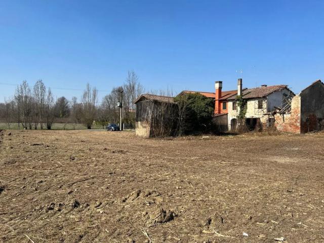Rustico in vendita a Treviso, Veneto