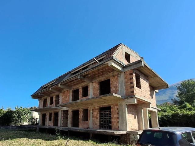 Rustico in vendita a Cervaro, Frosinone