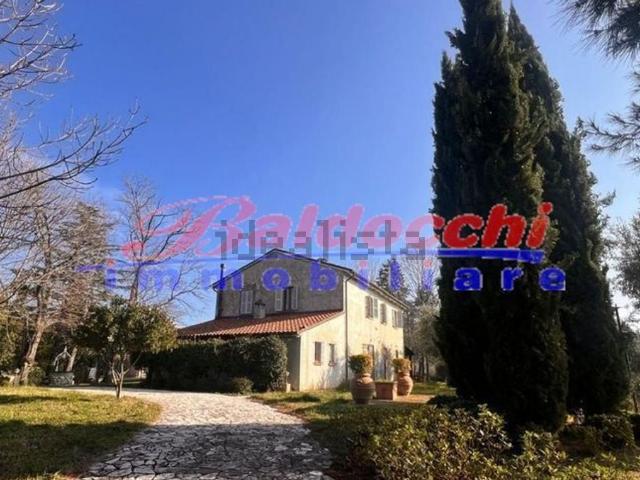 Rustico in vendita a Isola del Piano, Pesaro e Urbino