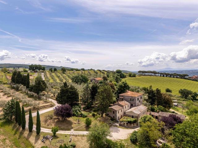 Rustico in vendita a Orvieto, Umbria