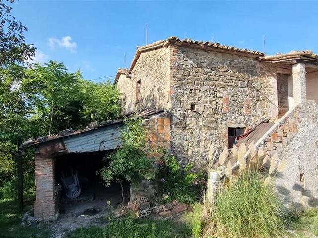 Rustico in vendita a Gubbio, Umbria