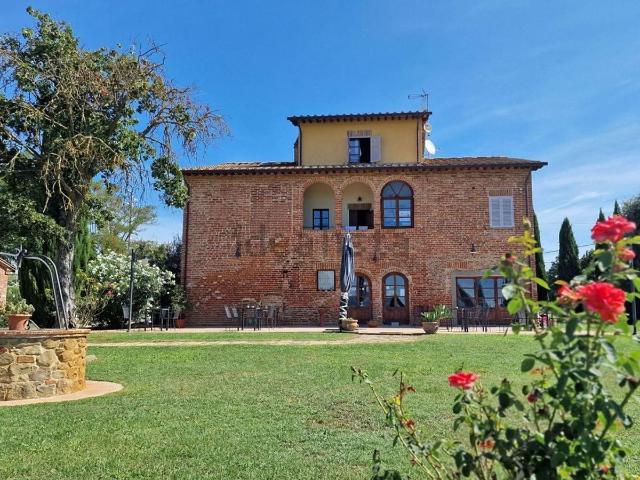 Rustico in vendita a Farneta, Cortona