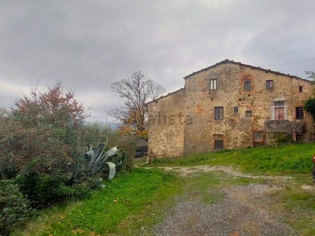 Rustico in vendita a Il Pettirosso, Pistoia