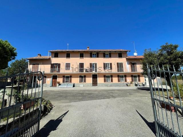Rustico in vendita a Piemonte, Asti