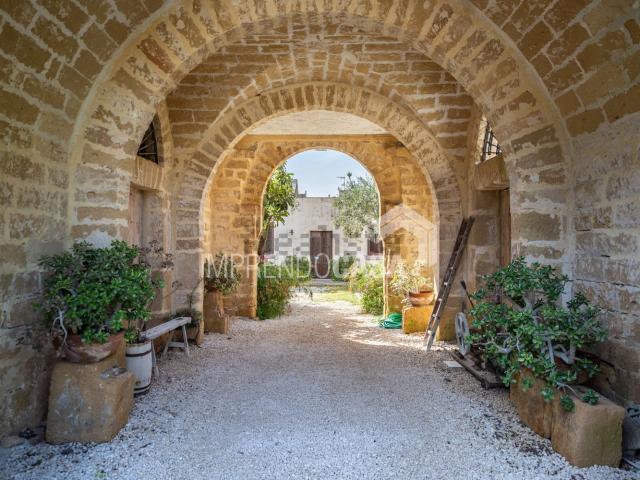 Rustico in vendita a Petrosino, Sicilia