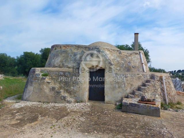Rustico in vendita a Contrada Badessa, Puglia