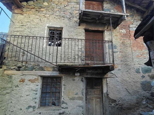Rustico in vendita a Pésan, Challand-Saint-Anselme