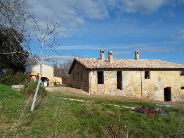Rustico in vendita a Marche, Macerata