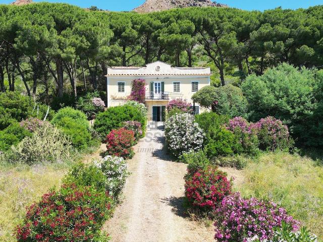 Rustico in vendita a Porto Azzurro, Toscana