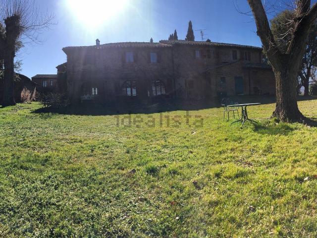 Rustico in vendita a Chiusi Città, Toscana