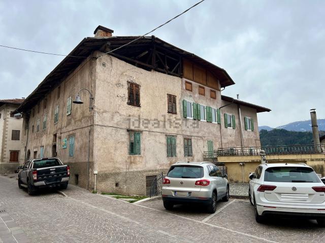 Rustico in vendita a Comunità della Val di Non, Novella