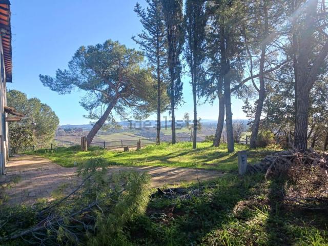 Rustico in vendita a Unione dei Comuni Circondario dell'Empolese Valdelsa, Castelfiorentino