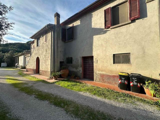 Rustico in vendita a Campiglia Marittima, Toscana