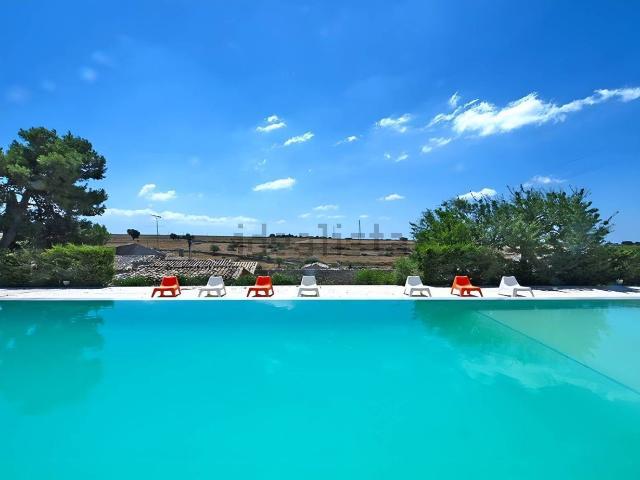Rustico in vendita a Tresauro, Ragusa
