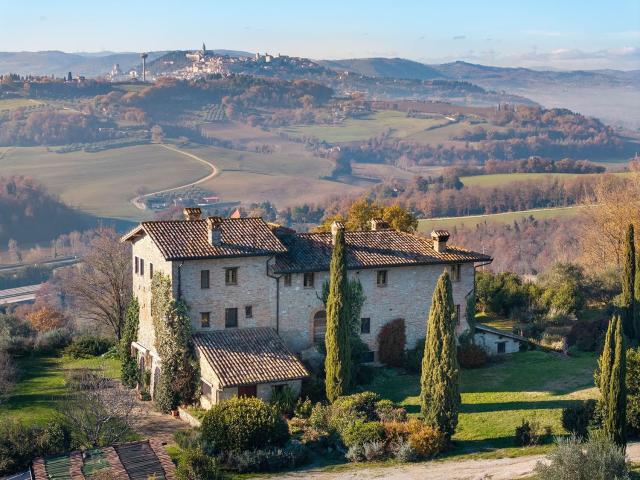 Rustico in vendita a Izzalini, Umbria