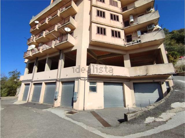 Rustico in vendita a Monforte San Giorgio, Sicilia