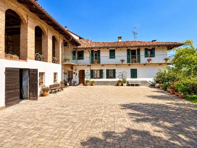 Rustico in vendita a Vaccheria, Guarene
