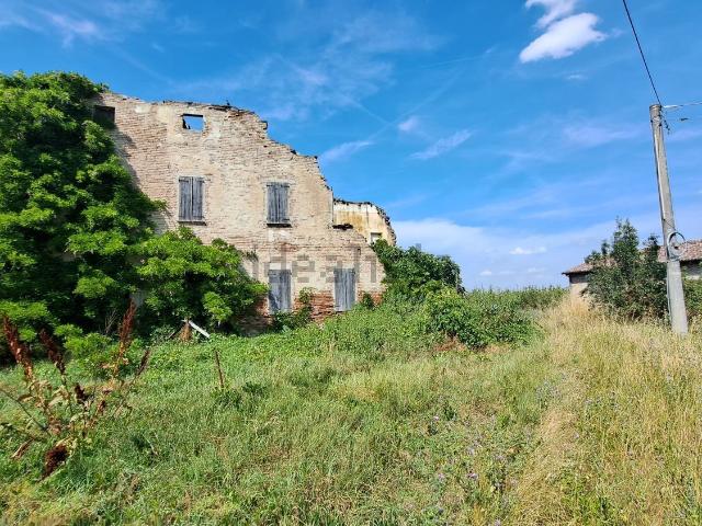 Rustico in vendita a Unione Alto Ferrarese, Reggio Emilia