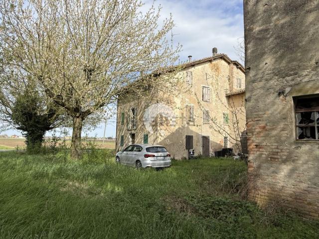Rustico in vendita a Pianura Reggiana, Re