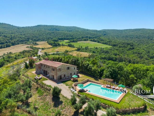 Rustico in vendita a Radicondoli, Siena