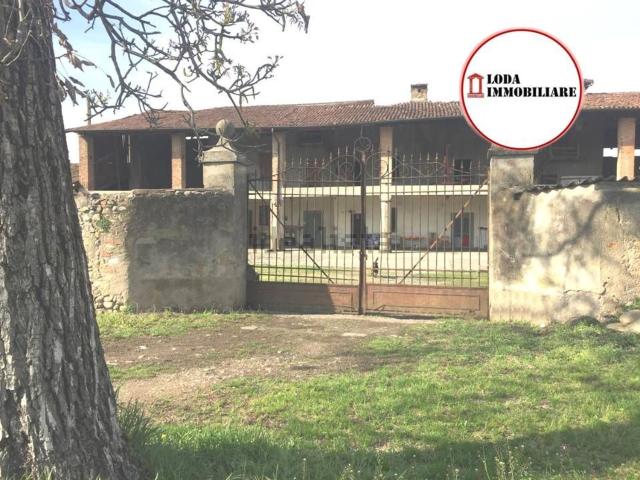 Rustico in vendita a Pontoglio, Lombardia