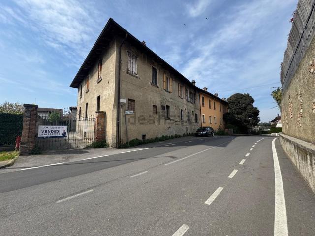 Rustico in vendita a Cazzago San Martino, Lombardia