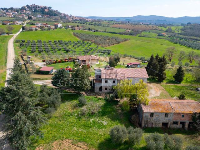 Rustico in vendita a Montegabbione, Terni