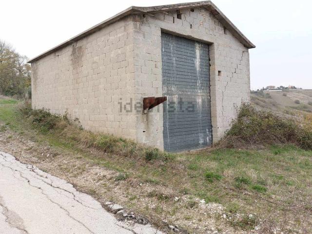 Rustico in vendita a Solagna Lunga, Atessa