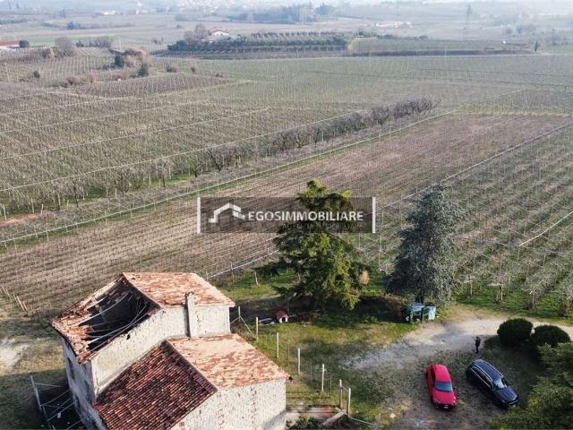 Rustico in vendita a Palazzolo, Sona