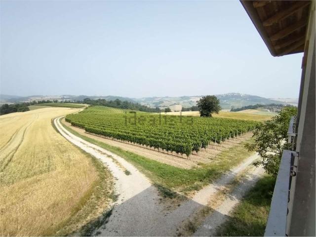 Rustico in vendita a Lu e Cuccaro Monferrato, Piemonte