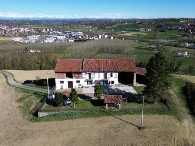 Rustico in vendita a Piemonte, Asti