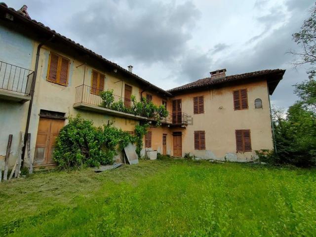 Rustico in vendita a Val del Serro, Montafia