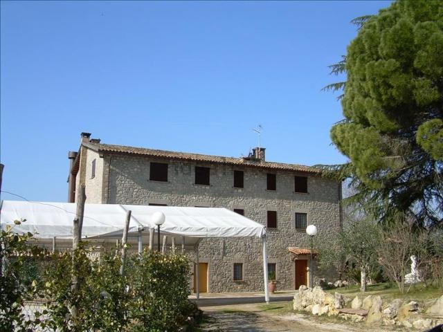 Rustico in vendita a Fabro, Umbria