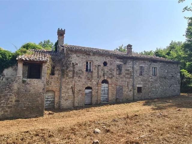 Rustico in vendita a Baschi, Umbria
