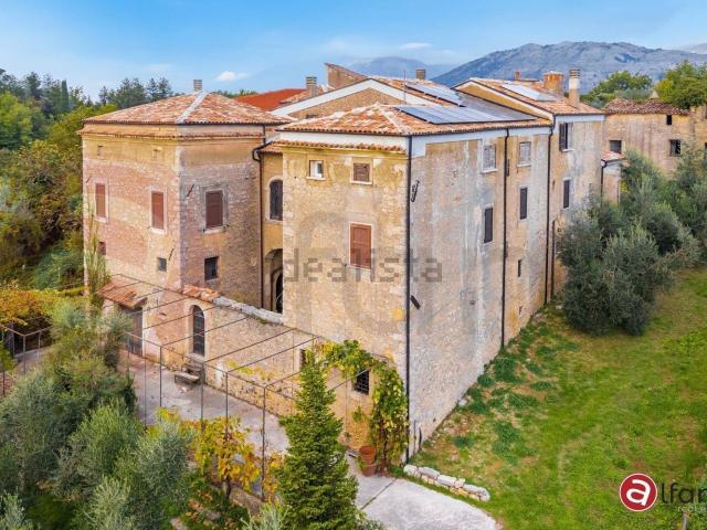 Rustico in vendita a Casalvieri, Lazio