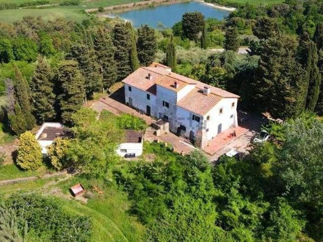 Rustico in vendita a Livorno, Toscana