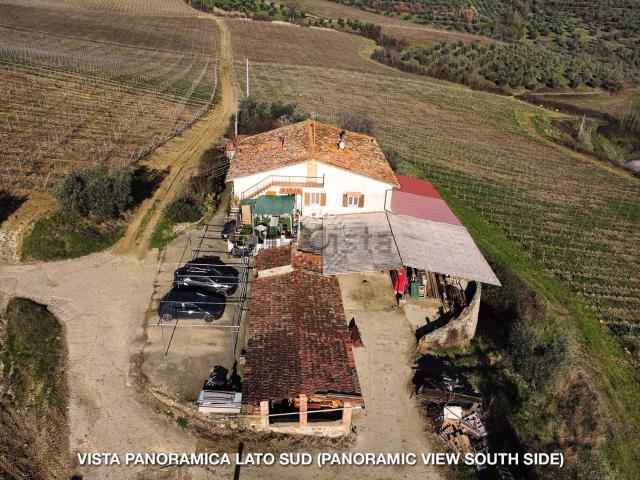 Rustico in vendita a Unione di Comuni Valdarno e Valdisieve, Pontassieve