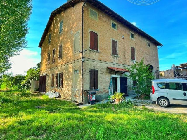 Rustico in vendita a Unione dei comuni del Sorbara, Nonantola
