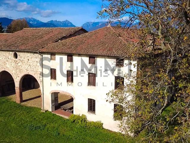 Rustico in vendita a Malo, Veneto