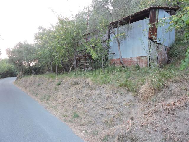 Rustico in vendita a Castiglione Chiavarese, Liguria
