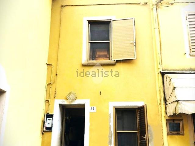 Rustico in vendita a Varano De' Melegari, Reggio Emilia